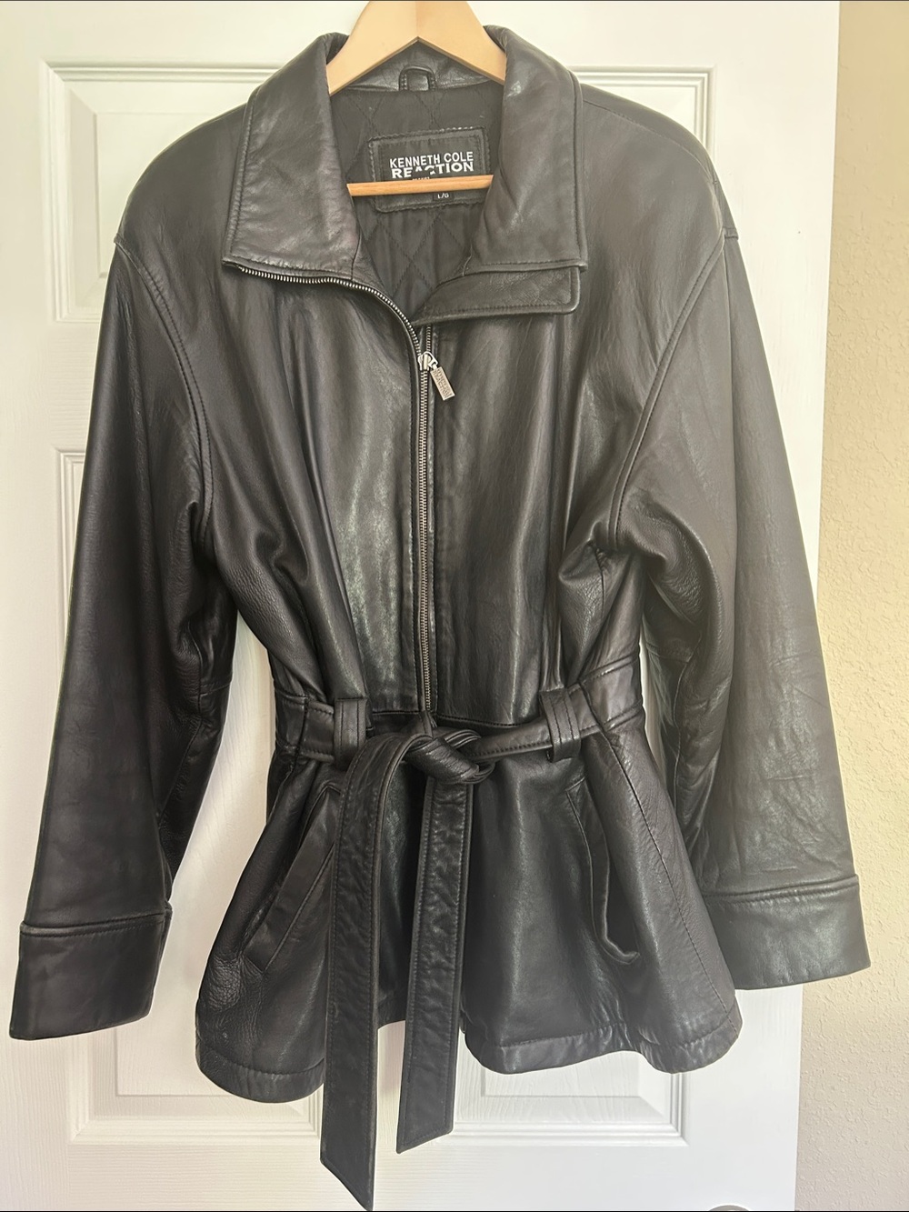 Vintage Kenneth Cole Reaction Black Leather Belted Zip Jacket